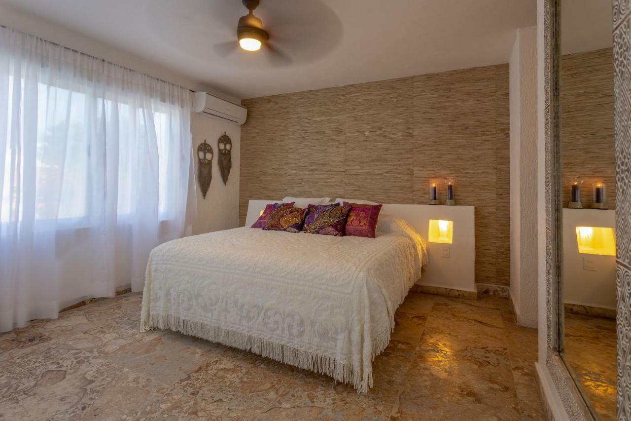 Lotus Beach Hotel - Adults Only Isla Mujeres Exterior photo