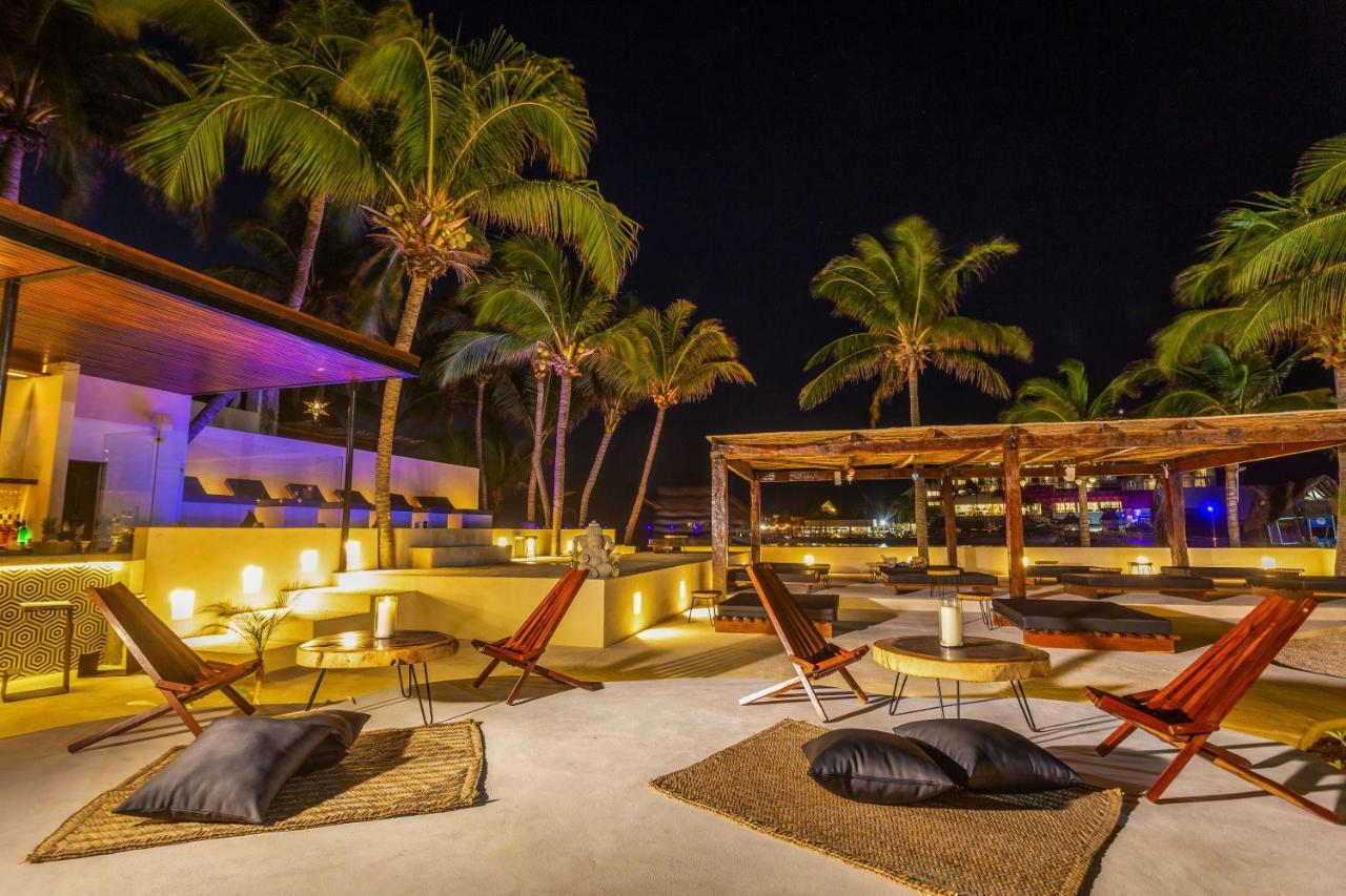 Lotus Beach Hotel - Adults Only Isla Mujeres Exterior photo