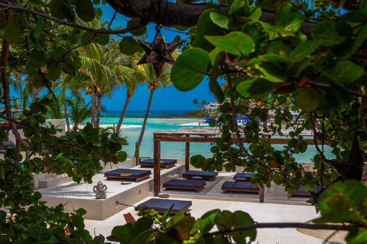 Lotus Beach Hotel - Adults Only Isla Mujeres Exterior photo