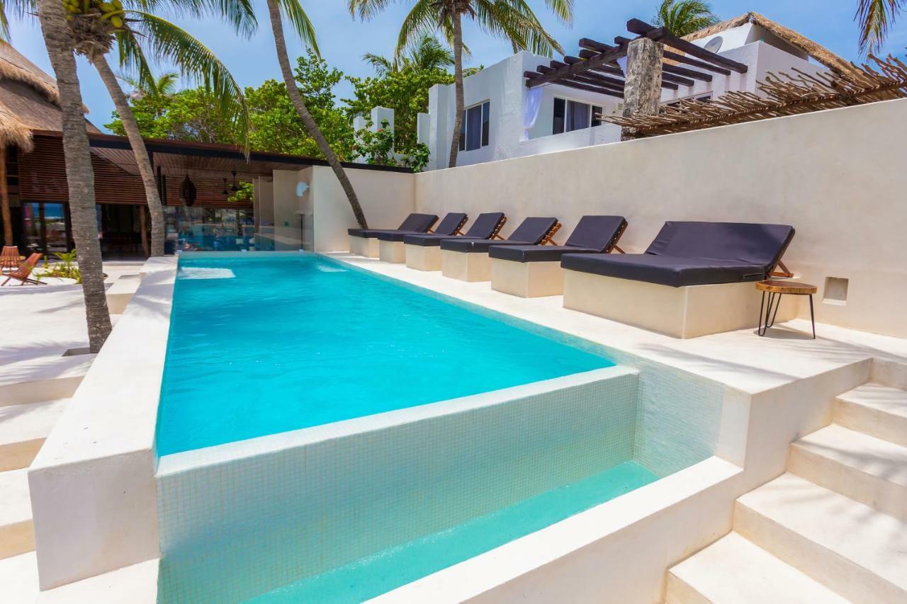 Lotus Beach Hotel - Adults Only Isla Mujeres Exterior photo